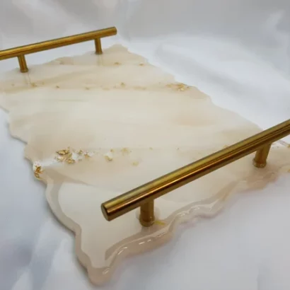 Plateau de présentation en résine marbré champagne