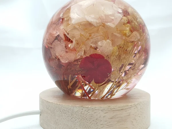 Veilleuse florale rouge et blanche – Image 7