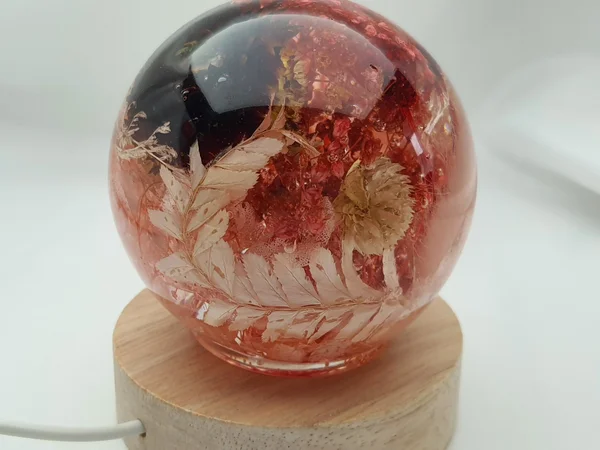 Veilleuse florale rose et blanche