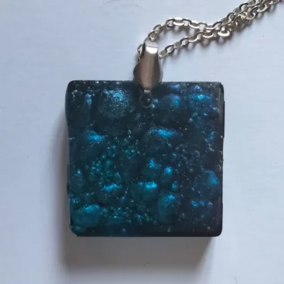 Pendentif Carrés "Effet gouttes d'eau"